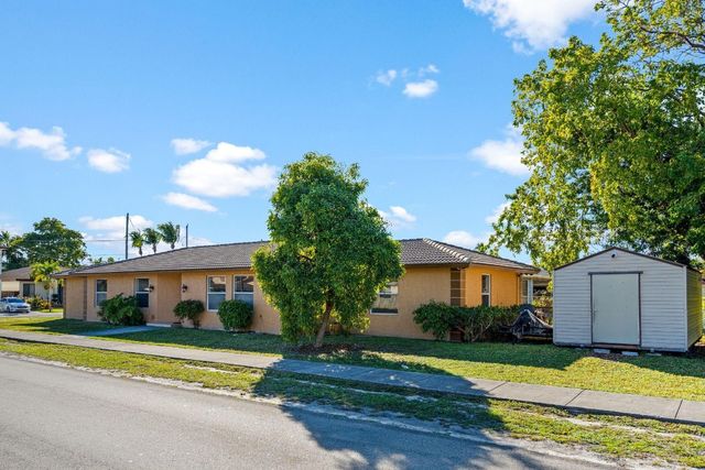 5201 SW 22nd Street, West Park, FL 33023