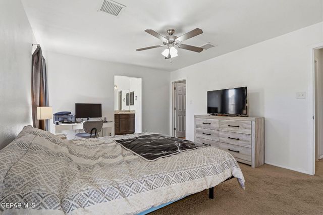 12160 Driftwood Lane, El Paso, TX 79934