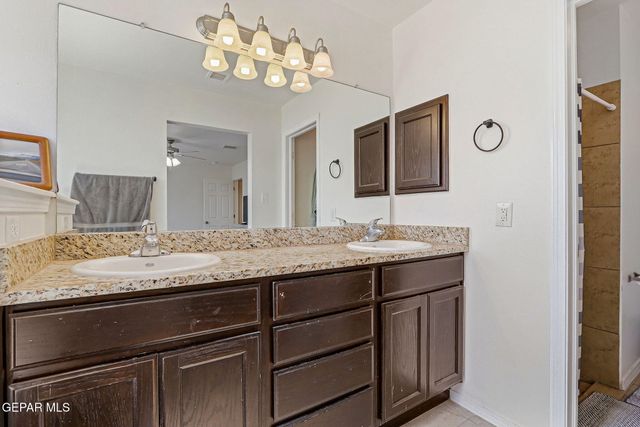 12160 Driftwood Lane, El Paso, TX 79934