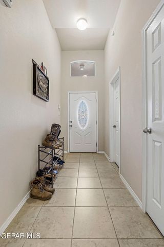 12160 Driftwood Lane, El Paso, TX 79934