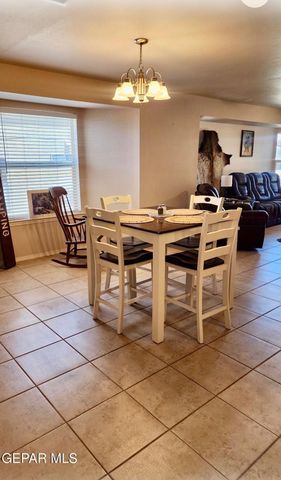 12160 Driftwood Lane, El Paso, TX 79934