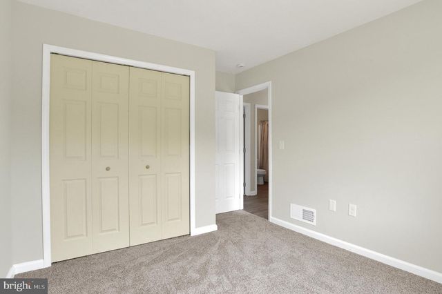 29 SHIRK DR, Fredericksburg, PA 17026