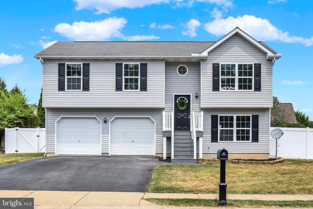 29 SHIRK DR, Fredericksburg, PA 17026