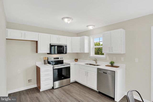 29 SHIRK DR, Fredericksburg, PA 17026