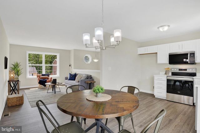 29 SHIRK DR, Fredericksburg, PA 17026