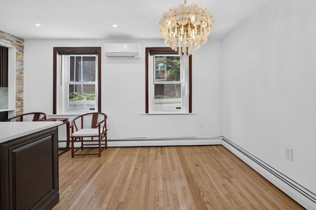 21 Parker St, Boston, MA 02129