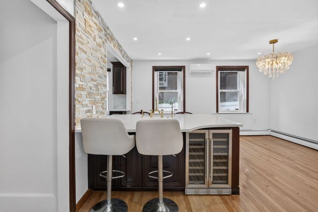 21 Parker St, Boston, MA 02129