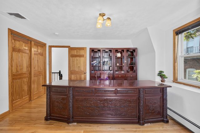 21 Parker St, Boston, MA 02129