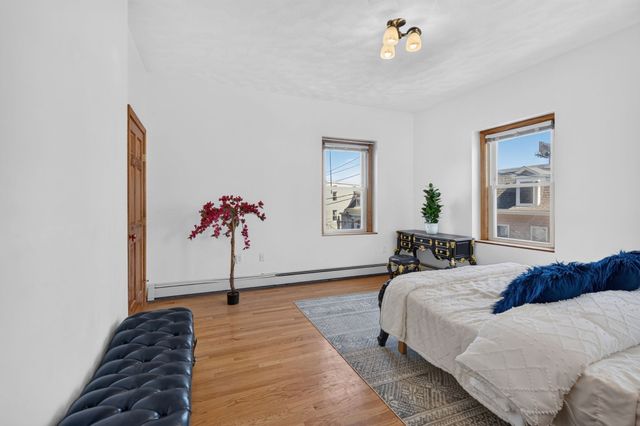 21 Parker St, Boston, MA 02129