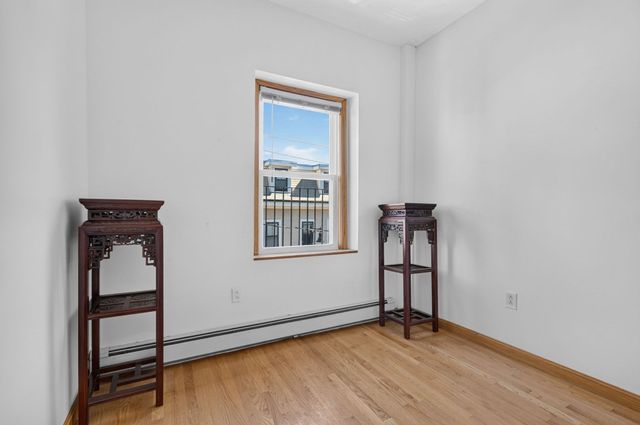 21 Parker St, Boston, MA 02129