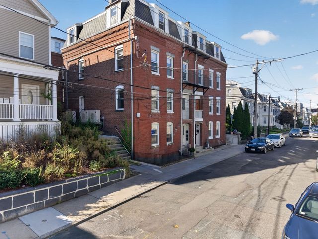 21 Parker St, Boston, MA 02129