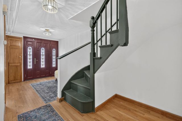 21 Parker St, Boston, MA 02129