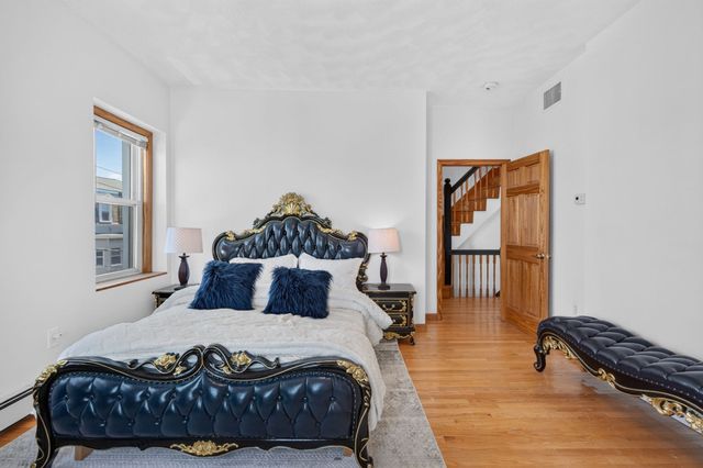 21 Parker St, Boston, MA 02129