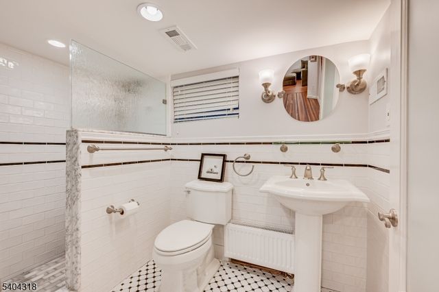 143 Lake Ave, Metuchen Boro, NJ 08840