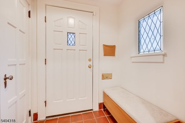 143 Lake Ave, Metuchen Boro, NJ 08840