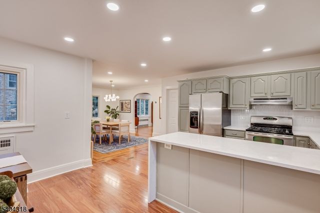 143 Lake Ave, Metuchen Boro, NJ 08840