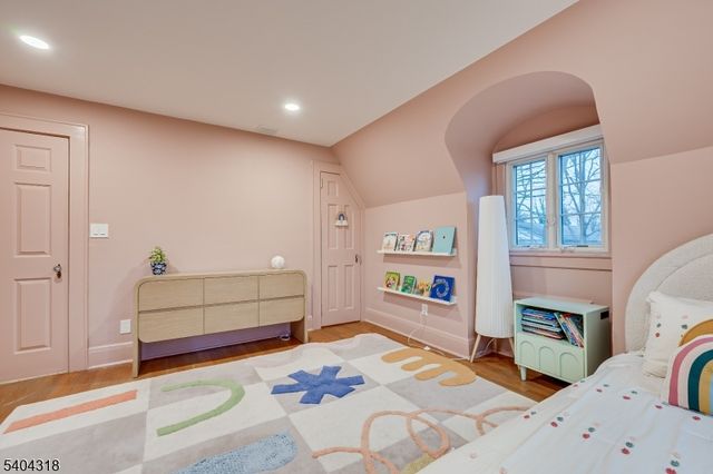 143 Lake Ave, Metuchen Boro, NJ 08840