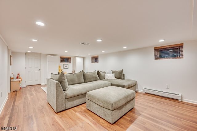 143 Lake Ave, Metuchen Boro, NJ 08840