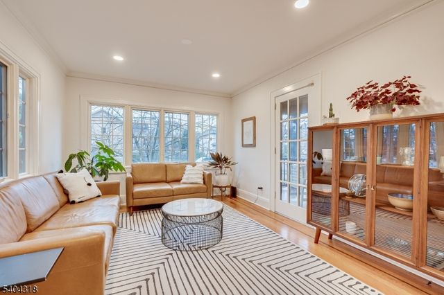 143 Lake Ave, Metuchen Boro, NJ 08840