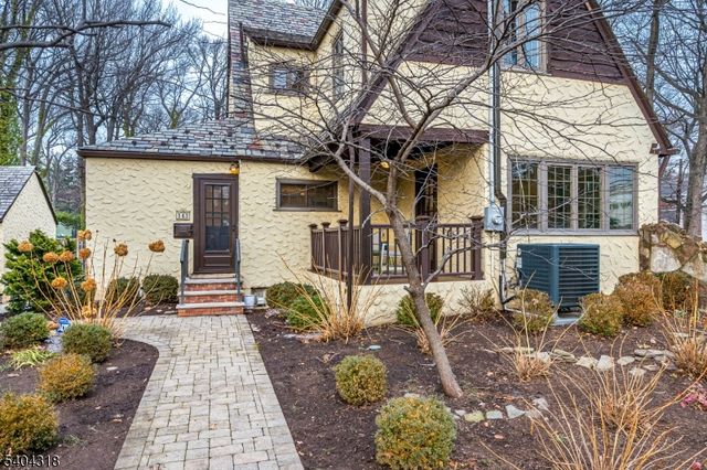 143 Lake Ave, Metuchen Boro, NJ 08840