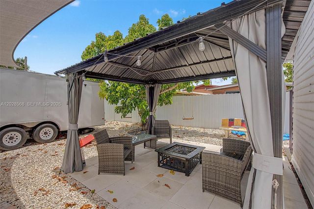 10345 NW 35th Court, Miami, FL 33147