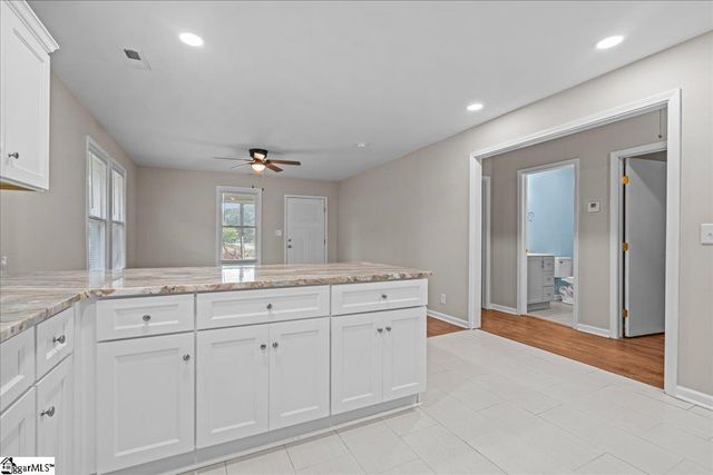 16 Bradley Street, Greenville, SC 29611