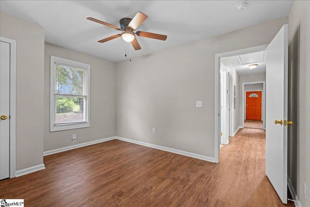 16 Bradley Street, Greenville, SC 29611