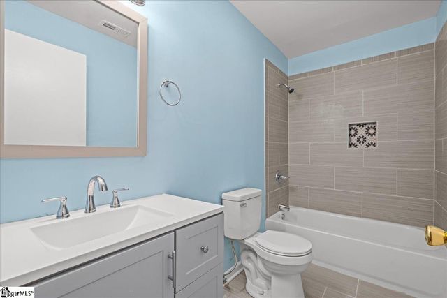 16 Bradley Street, Greenville, SC 29611