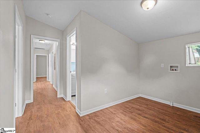 16 Bradley Street, Greenville, SC 29611