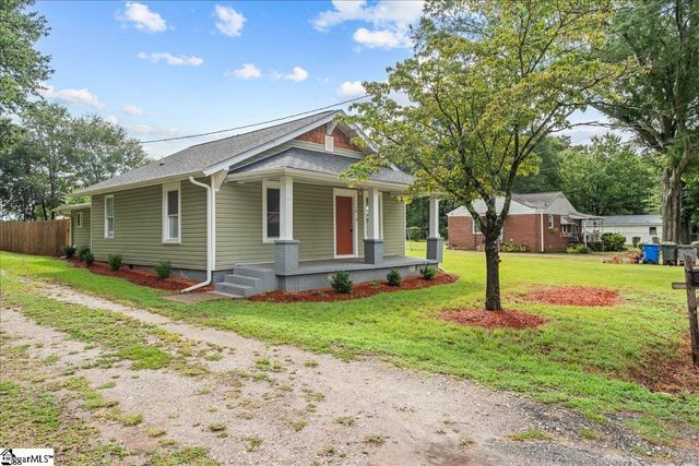 16 Bradley Street, Greenville, SC 29611