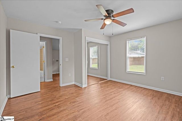 16 Bradley Street, Greenville, SC 29611