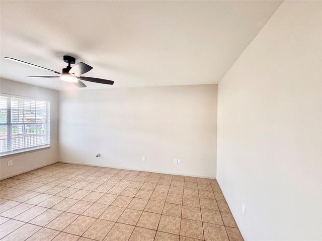 301 Enid Street, Houston, TX 77009