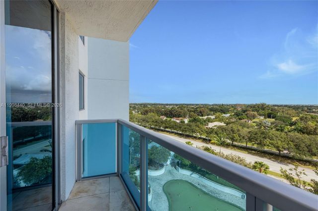 2641 N Flamingo Rd 1005N, Sunrise, FL 33323