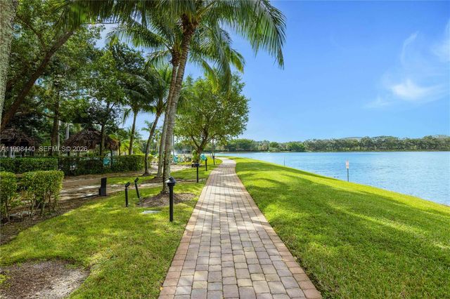 2641 N Flamingo Rd 1005N, Sunrise, FL 33323