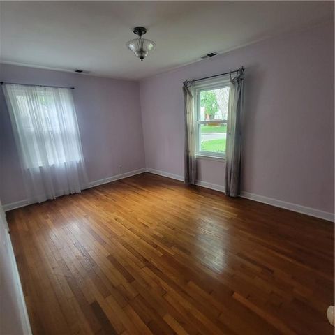 4813 Canterbury Street, Roeland Park, KS 66205
