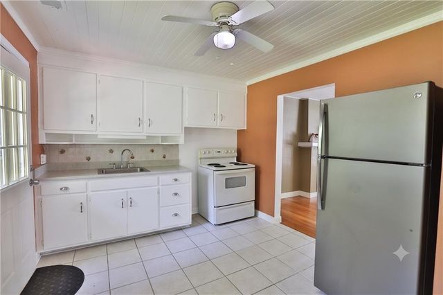 4813 Canterbury Street, Roeland Park, KS 66205