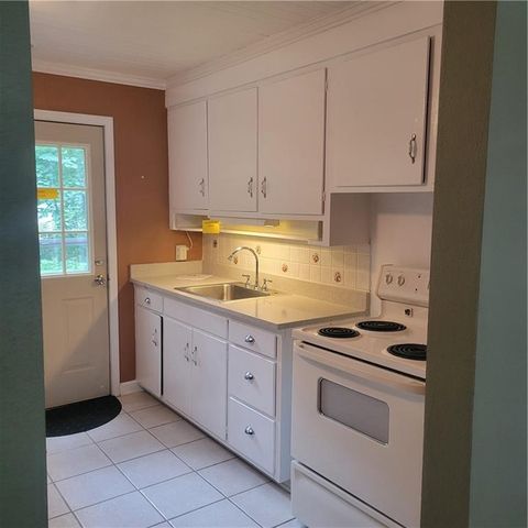 4813 Canterbury Street, Roeland Park, KS 66205