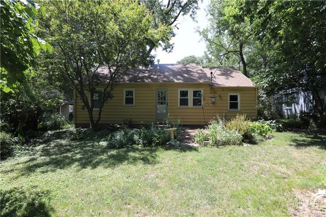 4813 Canterbury Street, Roeland Park, KS 66205