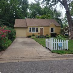 4813 Canterbury Street, Roeland Park, KS 66205
