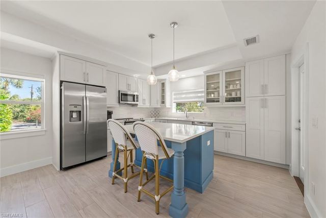 3708 Agate CT, Sanibel, FL 33957