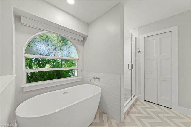 3708 Agate CT, Sanibel, FL 33957