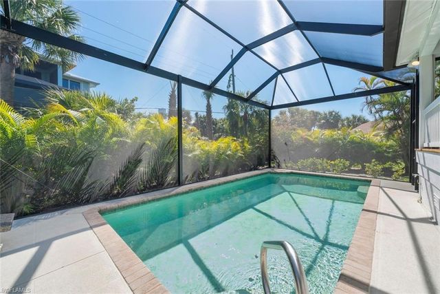 3708 Agate CT, Sanibel, FL 33957
