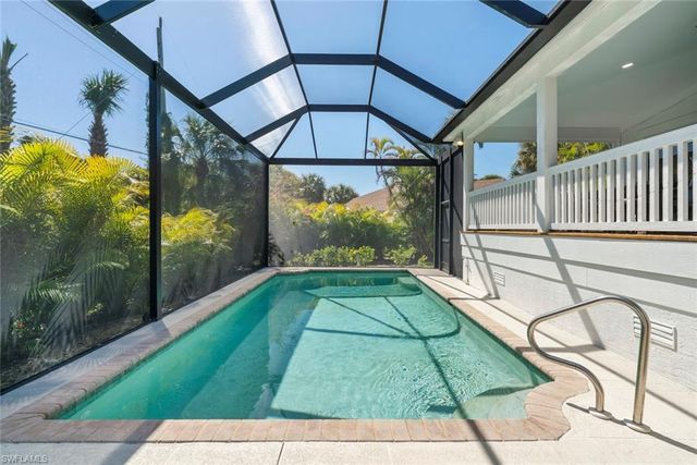 3708 Agate CT, Sanibel, FL 33957