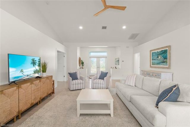 3708 Agate CT, Sanibel, FL 33957