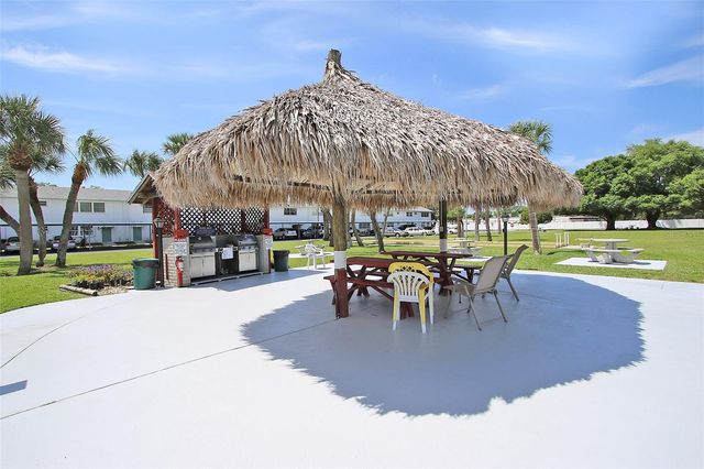 5347 81ST LANE 24, St Petersburg, FL 33709