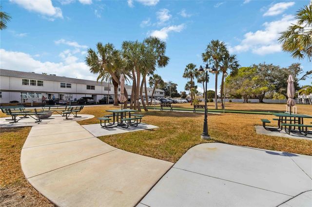 5347 81ST LANE 24, St Petersburg, FL 33709