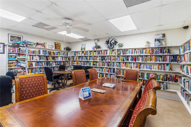 5347 81ST LANE 24, St Petersburg, FL 33709