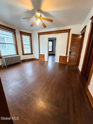 422 Manning Boulevard, Albany, NY 12206