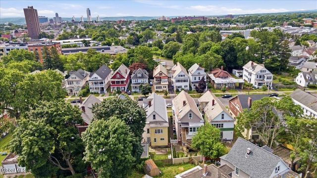 422 Manning Boulevard, Albany, NY 12206