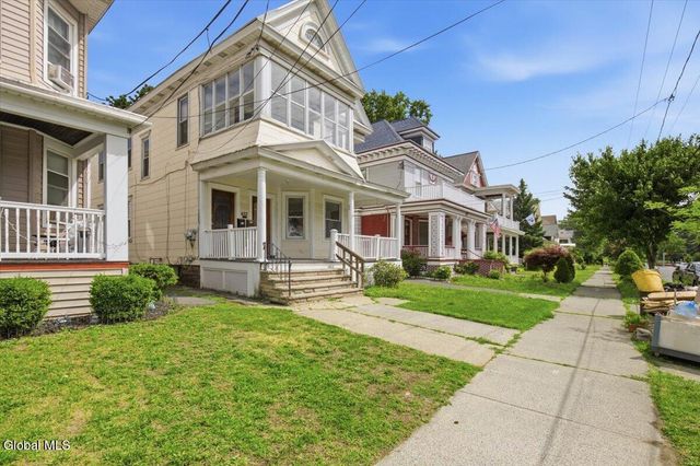422 Manning Boulevard, Albany, NY 12206
